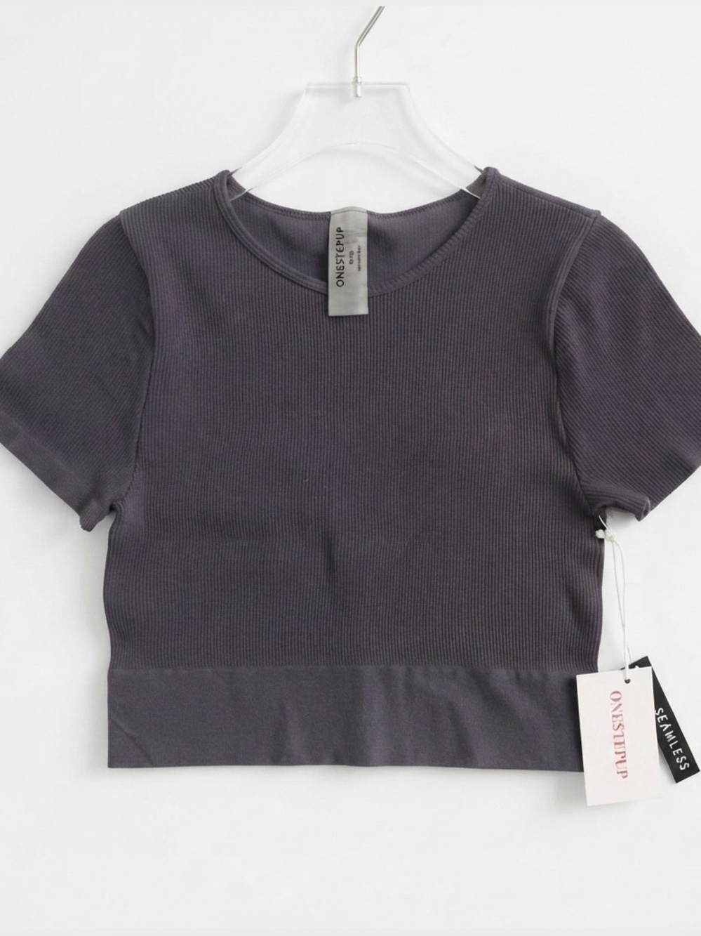 One Step Up Ribbed Crop Top - Picture 2 of 7